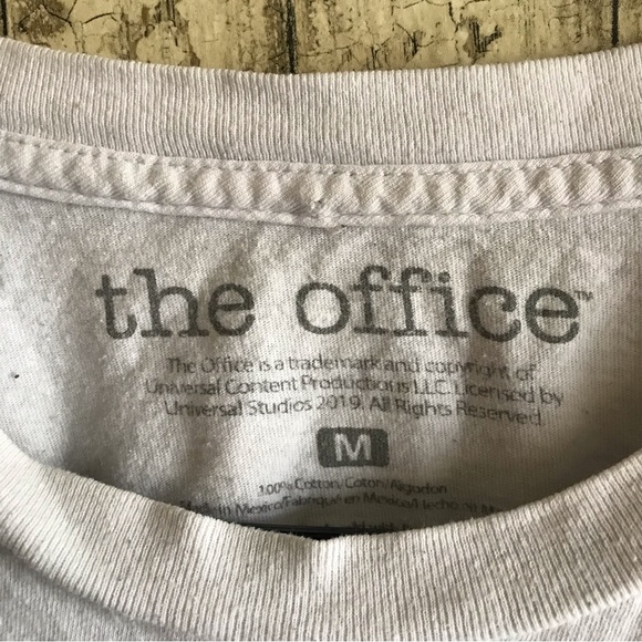 Dunder Mifflin/ The Office T Shirt - Picture 2 of 2